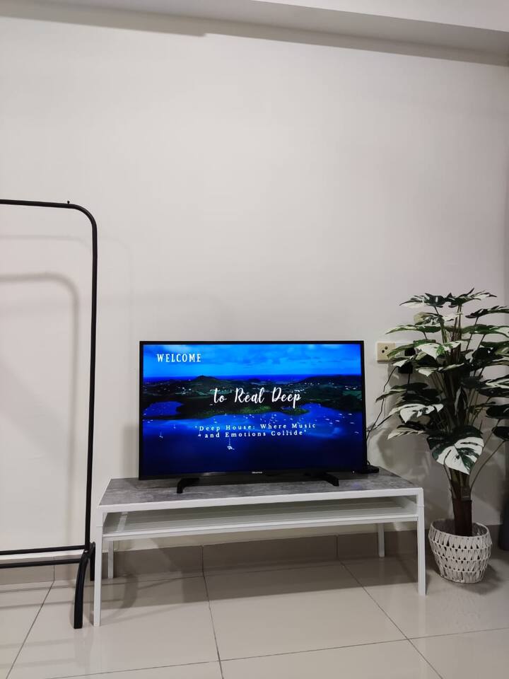 Cyberjaya Mcmc Hyve Shaftsbury Wi-fi Netflix Klia - Putrajaya