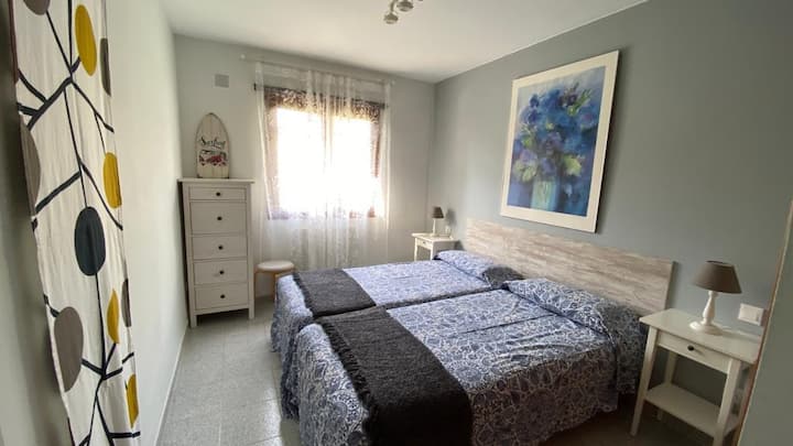 1er dormitorio con cama tamaño queen. 