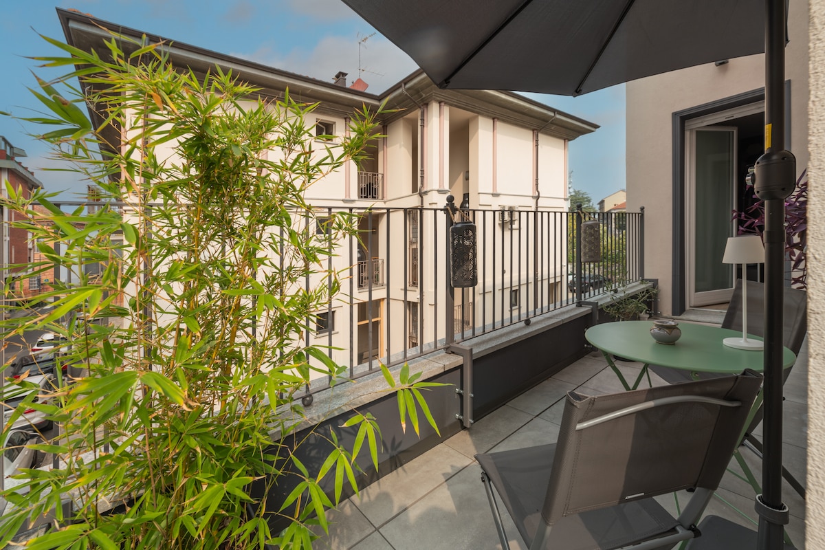 Top performing Airbnb: Civico8A_Suite - Center of Alba - Free parking in Alba