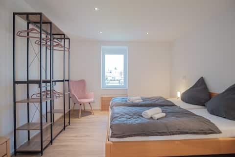 New upper floor apartment, 6 people, 7 min. from Basel, Switzerland