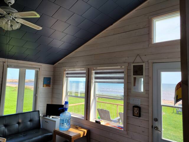 Chalet et Roulottes en Acadie gallery image 3