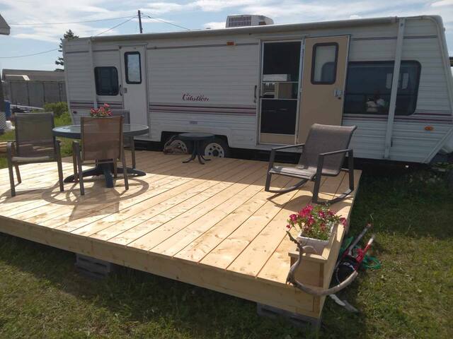 Chalet et Roulottes en Acadie gallery image 2