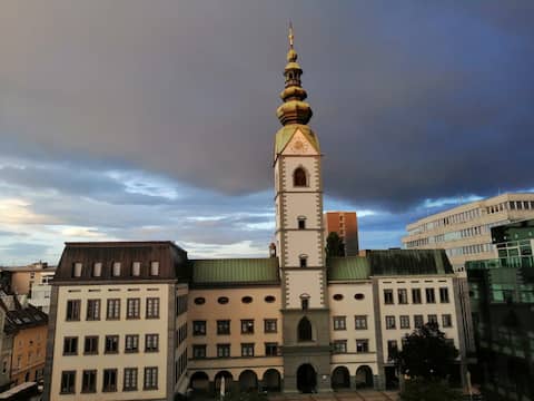 Successful Airbnb property: Charming Old Town Apartment in City Center in Innere Stadt