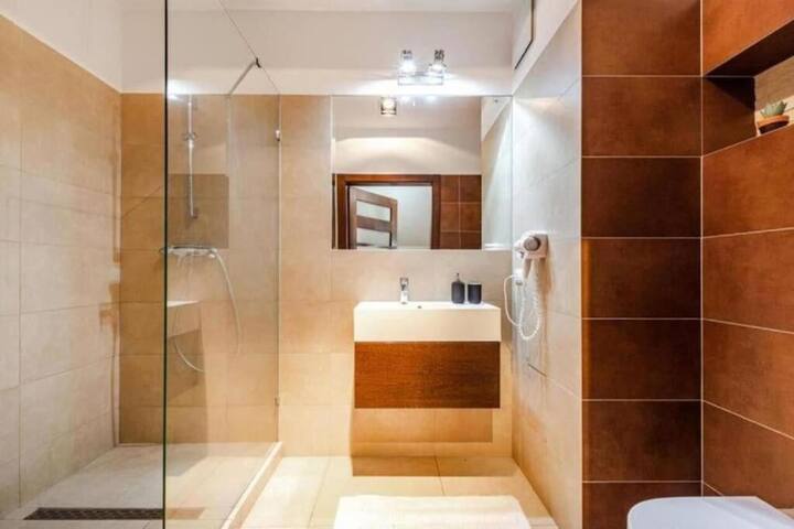 Golden Apartments managed Airbnb listing 1