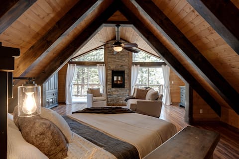 Heavenly Lake Tahoe Cabin - Walk to Ski Lift