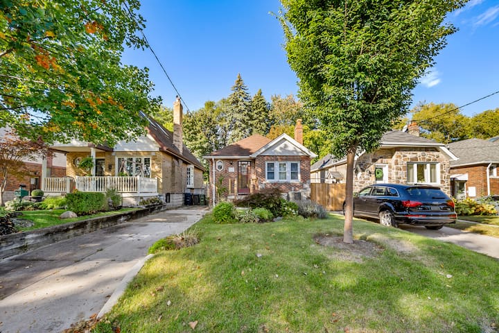 Beautiful Leaside House gallery image 4