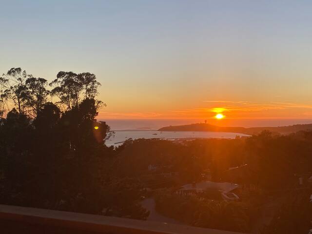 Serene Getaway in El Granada area of Half Moon Bay gallery image 2