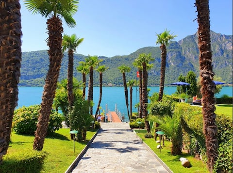 50 m² apartment right on the lake