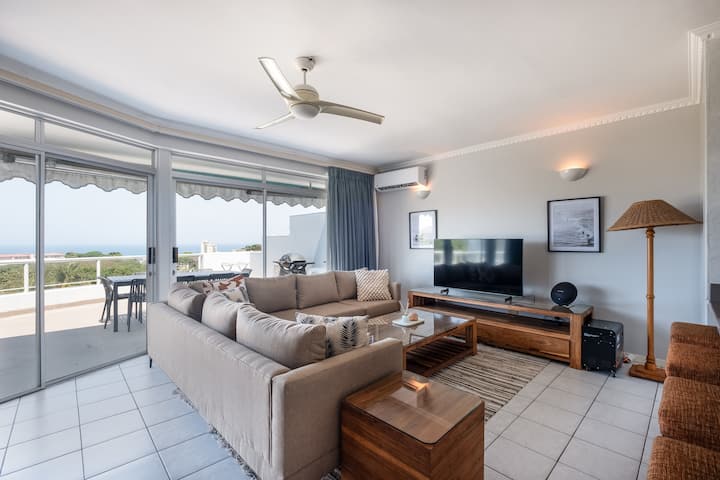 Family Retreat | Stunning Sea View | Inverter - Dolphin Coast