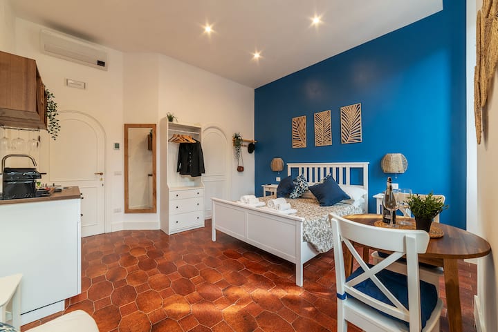 New Charming Studio Unit In The Heartof Trastevere - Rome