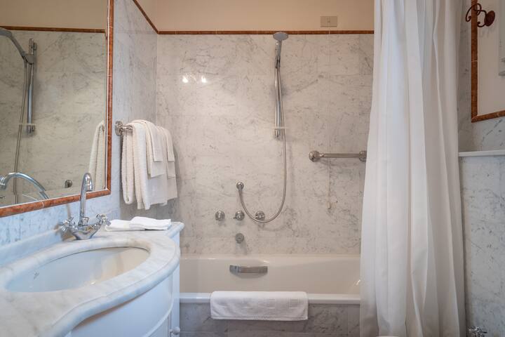 Palazzo Antellesi Benozzo Suite gallery image 5