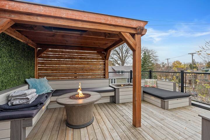 Luxurious Oasis – Rooftop terrace Old Ottawa South gallery image 4