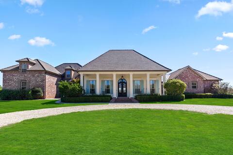 Huge Family 35 Acre Ranch Property