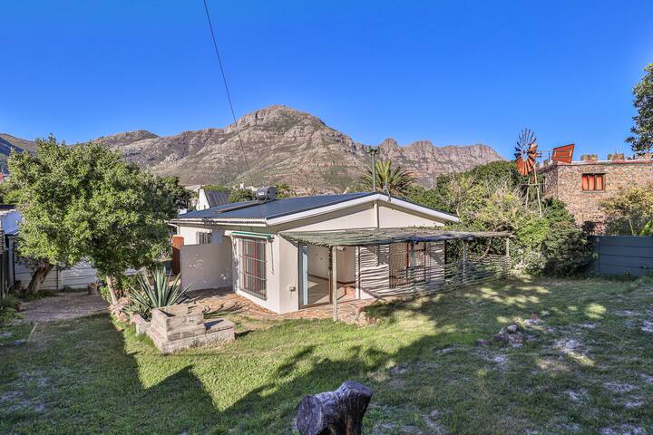 Holiday Vibes in Hout Bay