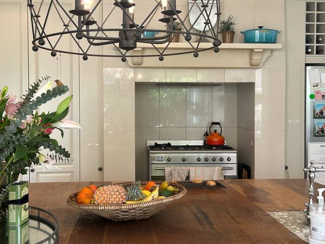 Beautiful Upper Claremont family home gallery image 2