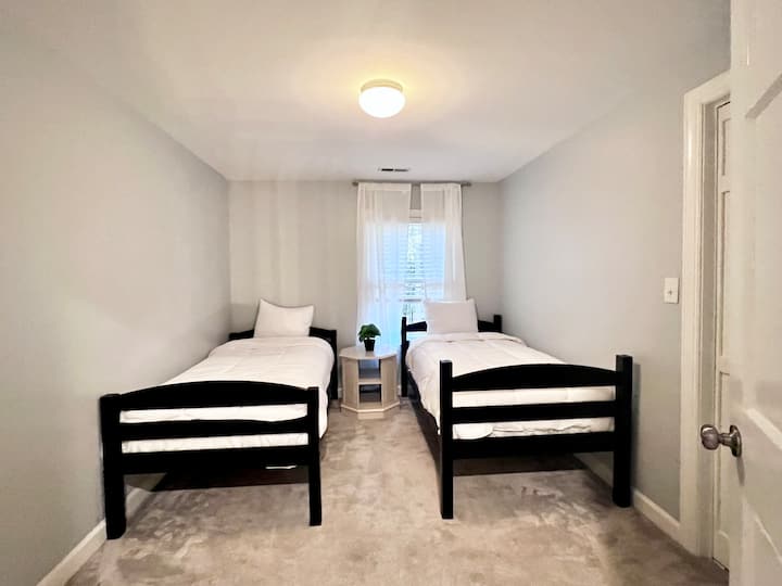 ห้องนอนชั้นบน #2