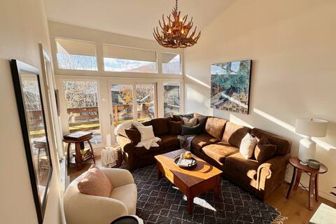 Mountain Modern Sugarbush Condo