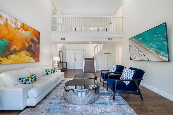 Comfort & Style! gallery image 3