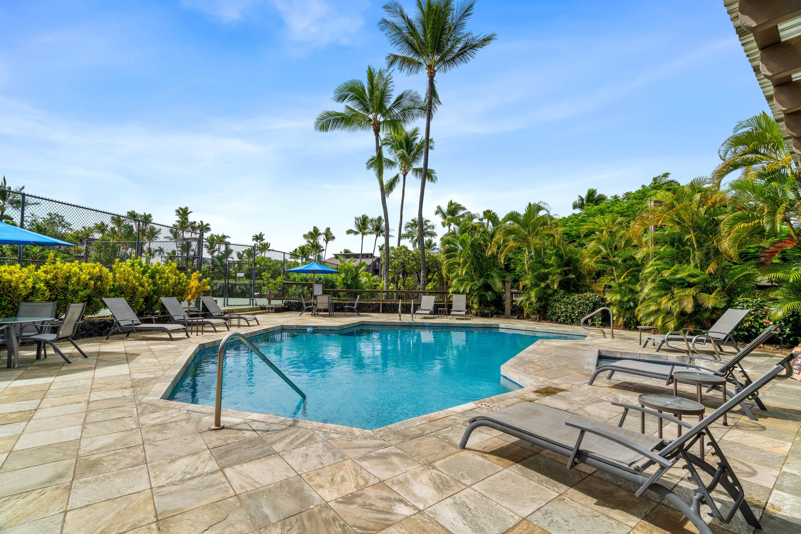 Condo in Kailua-Kona · ★5.0 · 1 bedroom · 2 beds · 1 bath - Image 46
