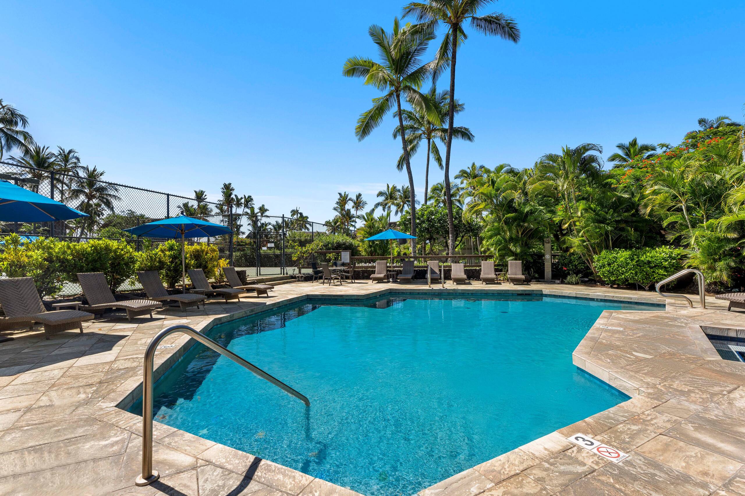 Condo in Kailua-Kona · ★5.0 · 1 bedroom · 2 beds · 1 bath - Image 44