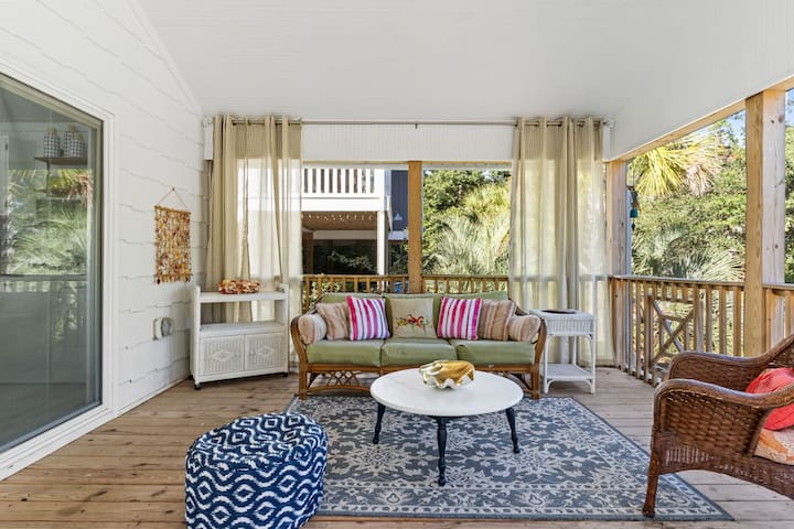 Salty Carolina Vibes managed Airbnb listing 2