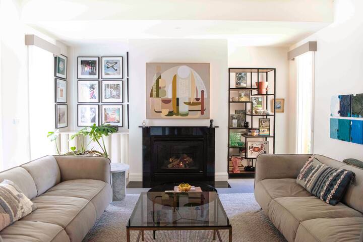 Town House by the Beach gallery image 2