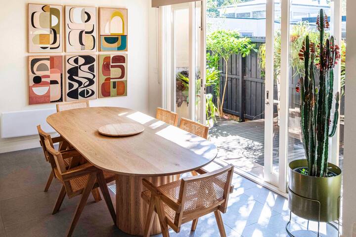 Town House by the Beach gallery image 3