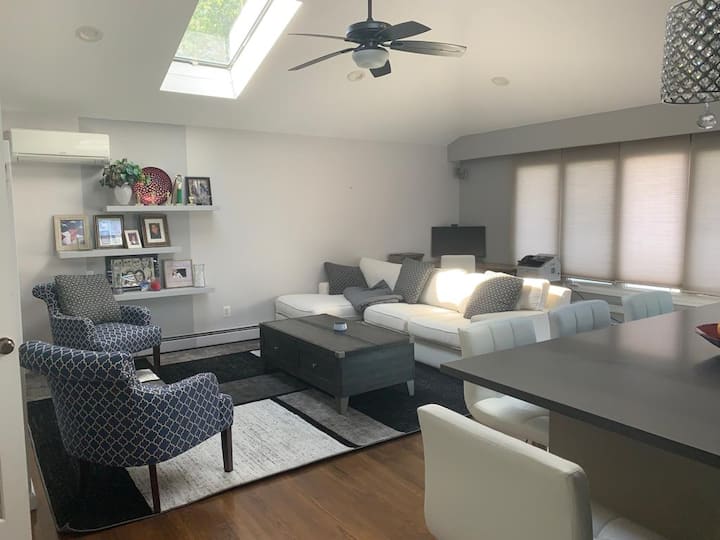 Cozy Quiet
Private Bathroom - Long Beach, NY