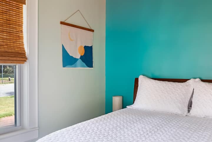 ห้องพระจันทร์: 1 ใน 3 ห้องนอนที่ตั้งอยู่ชั้นล่าง 