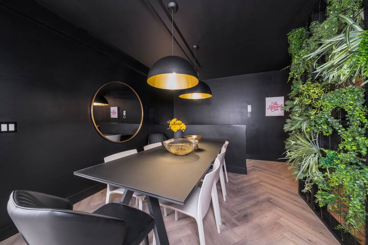 Heaven’s Garden / / Luxury penthouse downtown gallery image 4