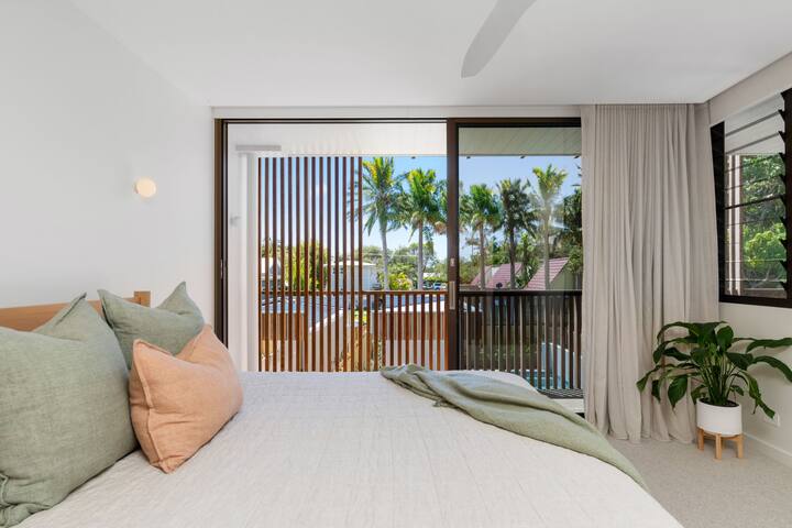 The Haven Byron Bay – Luxe Retreat: Pool Sauna Spa gallery image 5