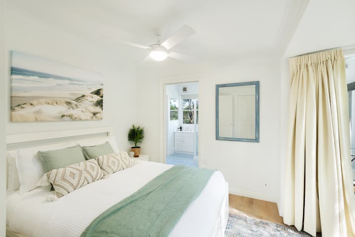 Enjoy comfort in our queen room 