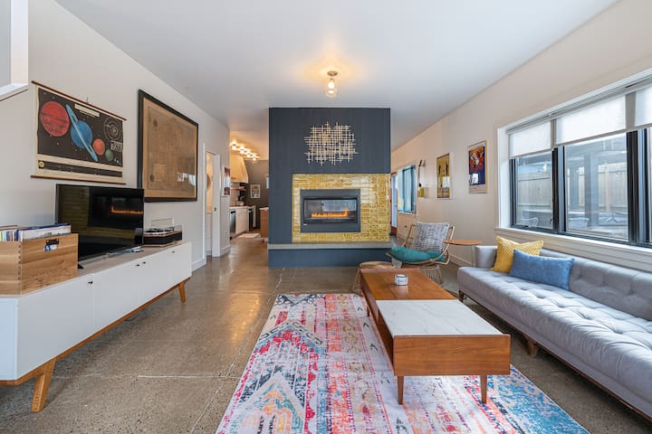 Bright and modern 2bd/2.5ba- close to Alberta st!
