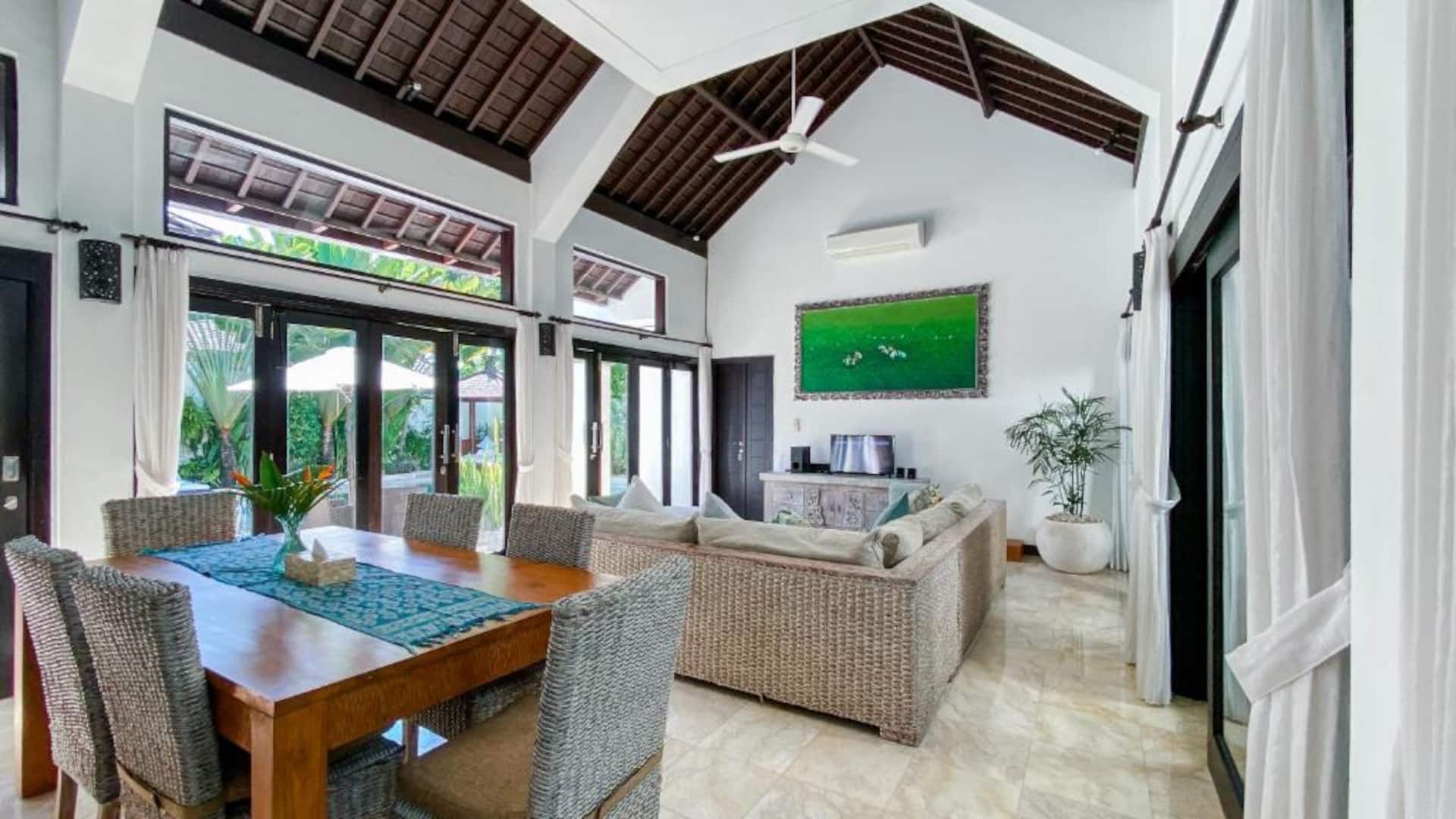 Grand Homestyle Haven 2 Bedroom Private Villa in Nusa Dua 2