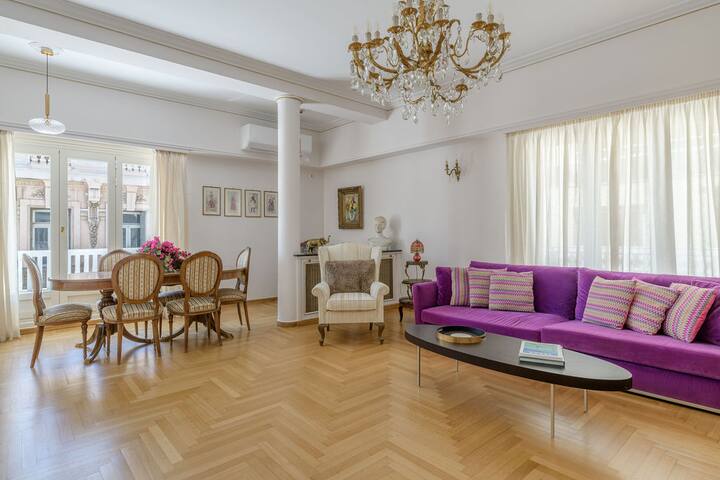 The Avant Garde gallery image 5