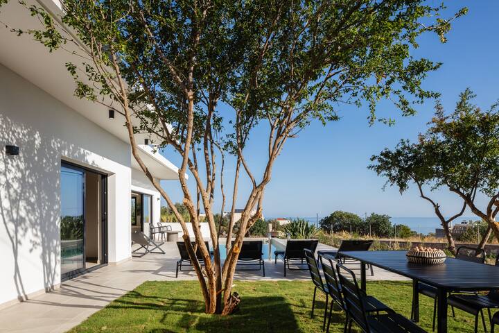 Harisma Villa, with Sensory Design & Prime Spot gallery image 3