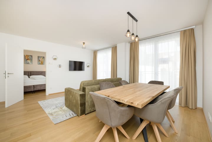 Tabor Levi with balcony