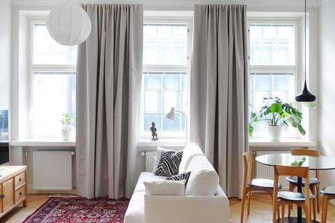 Top Airbnb: Premium Studio by Nordic Stay Collection in Etu Töölö