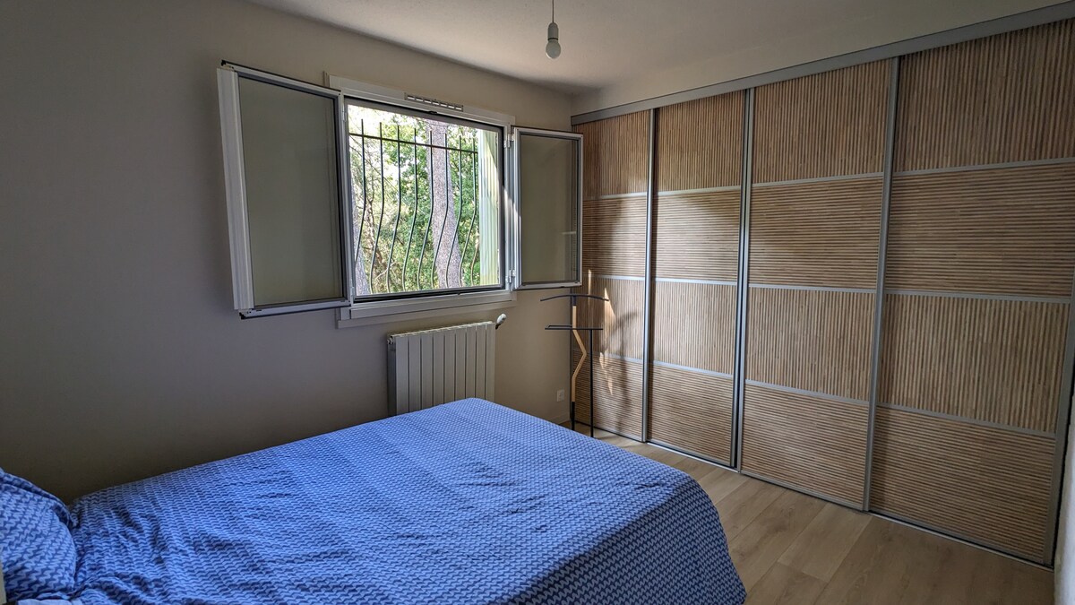 Habitación principal, con 1 cama para 2 personas