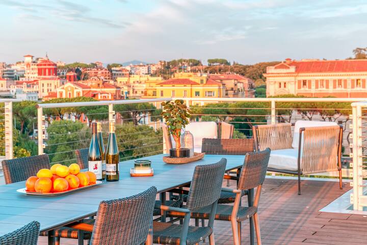 Skylife 360° Rooftop Penthouse gallery image 2