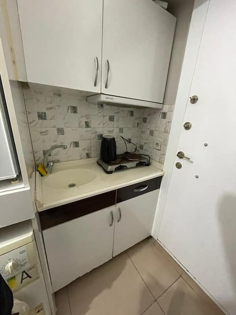 Popular Airbnb listing: (707) Mini studio apartment for 2 in Bahçelievler