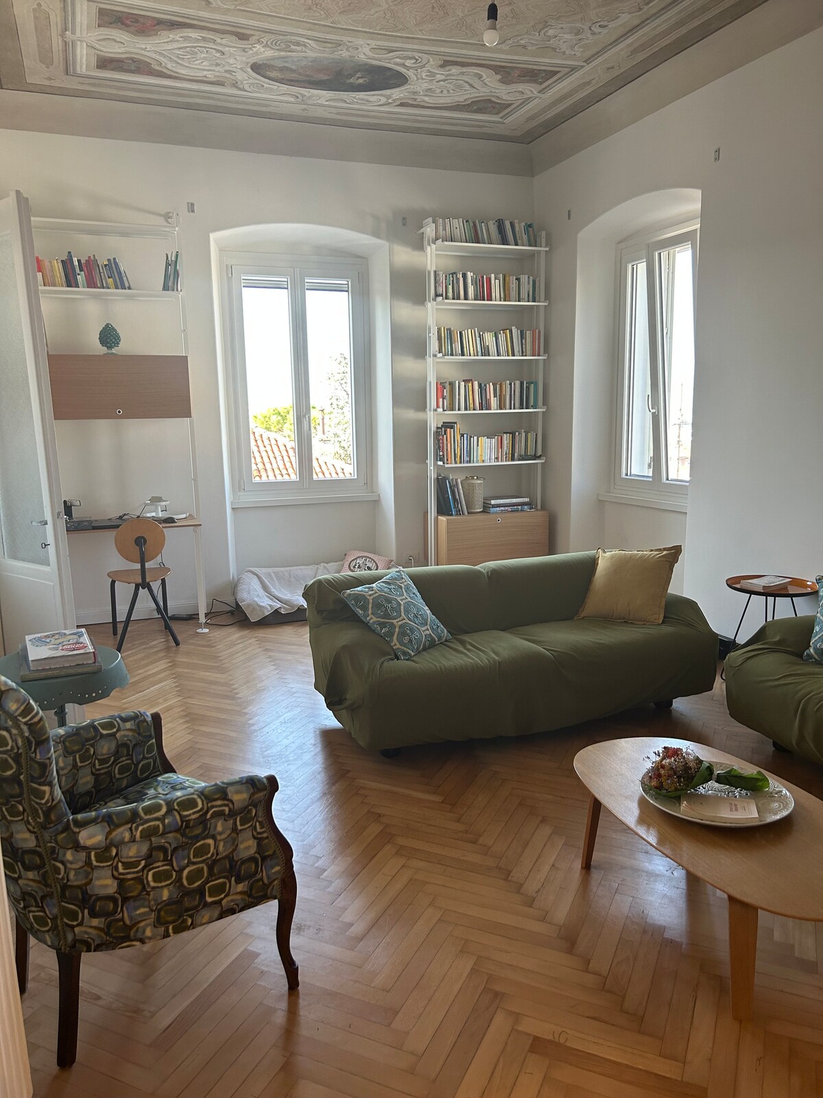 Comfortable period apartment Condominiums for Rent in Trieste, Friuli
