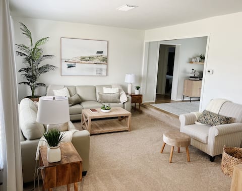 Top performing Airbnb: Golden Breeze Pool House in Southgate