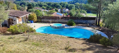 Beautiful house with pool and exceptional views