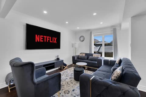 Luxury 3BR - 10 Min to Canada's Wonderland