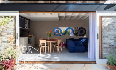 Little Edie charming architect designed cottage