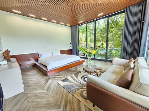 Mountain view-free breakfast, coffe