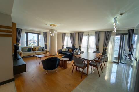 Bright and Spacious 3-Bedroom Apartment in Sisli