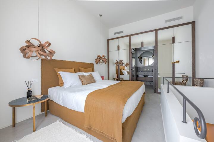 Galileo’s Garden at Ponte Vecchio gallery image 4