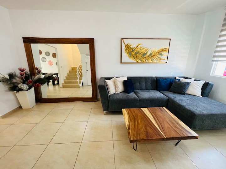 Casa Margarita Cancun - With Pool And Amenities! - Cancún